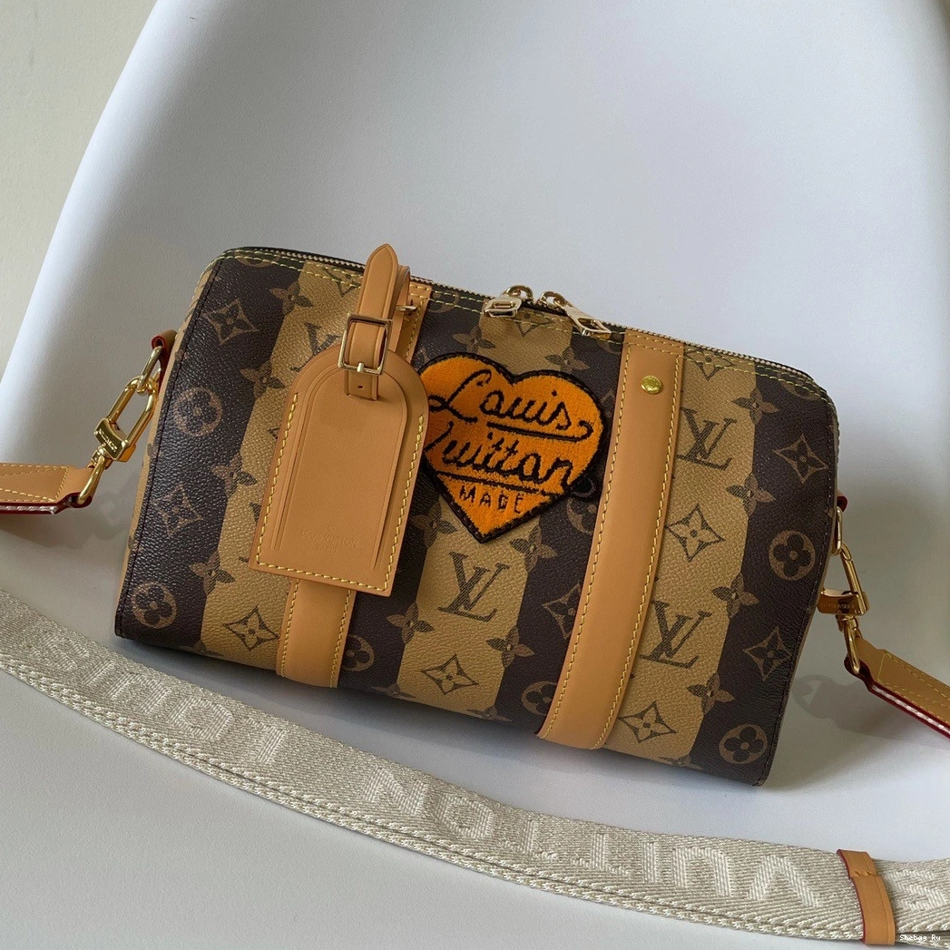 LOUIS KEEPALL CITY VUITTON 0817